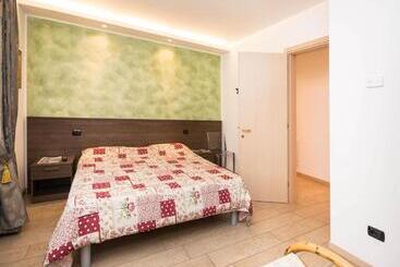 هتل B&b Lori