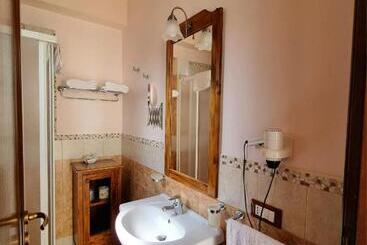 هتل Borgo Eolie