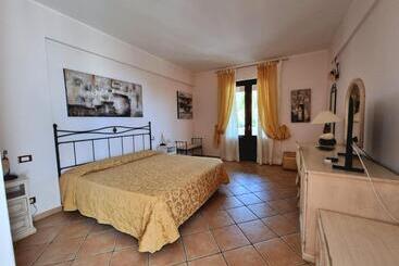 هتل Borgo Eolie