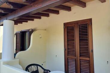 هتل Borgo Eolie