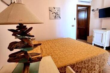 هتل Borgo Eolie