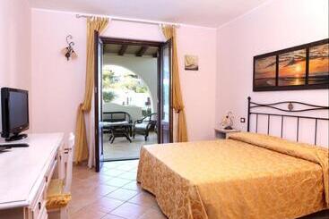 هتل Borgo Eolie