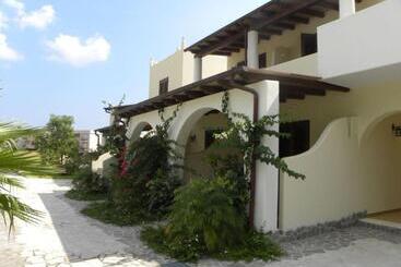 هتل Borgo Eolie
