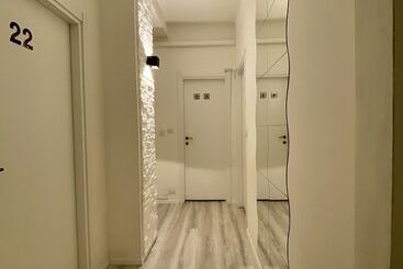 هتل Guest House Pirelli Milano