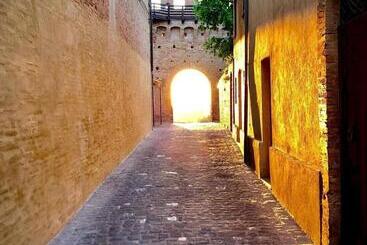 هتل La Loggia Historic Resort