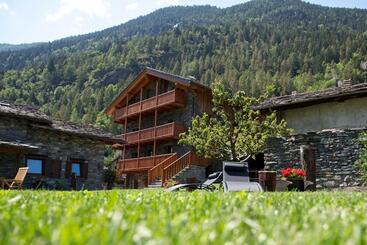 هتل Residence Le Petit Coeur