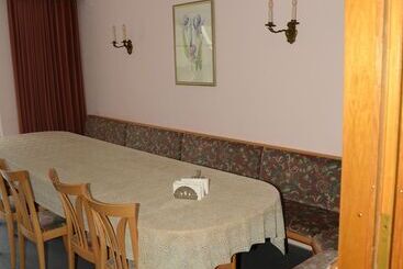 هتل Leise Garni Willingen