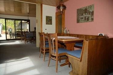 هتل Leise Garni Willingen