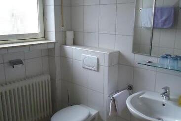 هتل Leise Garni Willingen
