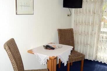 هتل Leise Garni Willingen