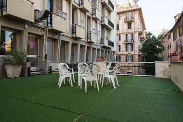 Hôtel Nologo