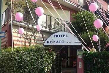 هتل Renato
