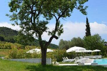 هتل Residence Corte Del Bosco