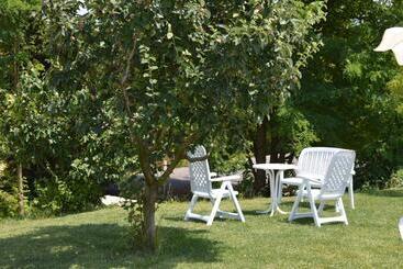 هتل Residence Corte Del Bosco