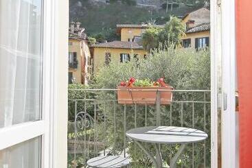 هتل Residence La Limonera