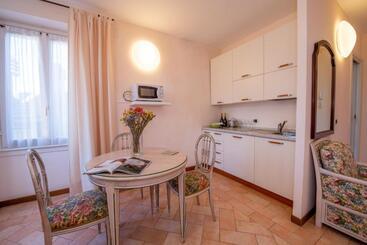 هتل Residence La Limonera