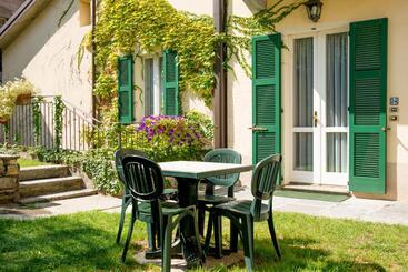 هتل Residence La Limonera