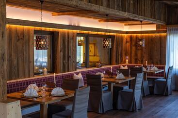 هتل Saltria   Your Alpine Experience