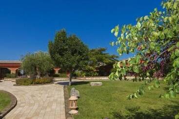 هتل Sarand Relais Adults Only