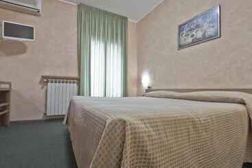 هتل Valentini Inn