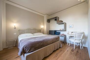 Villa Italia Luxury Suites And Apartments - Arco