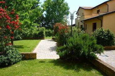 هتل Villaggio Turistico Airone