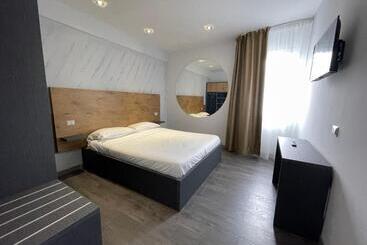 هتل Virginia Resort & Spa Adults Only