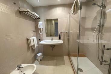 هتل Virginia Resort & Spa   Adults Only