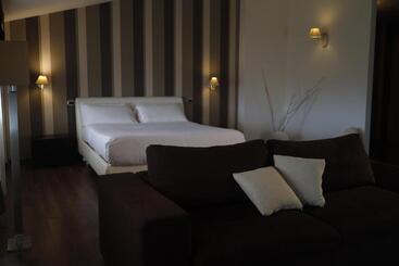 هتل Virginia Resort & Spa   Adults Only