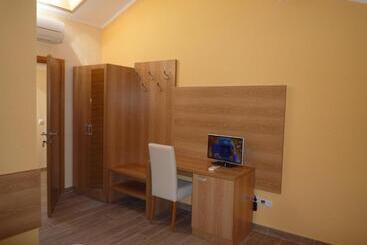 هتل Bed & Breakfast Grgic