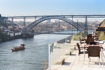 هتل Eurostars Porto Douro