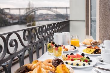 هتل Eurostars Porto Douro