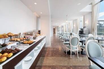 هتل Eurostars Porto Douro