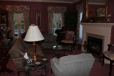 هتل John S Gate Gourmet B&b