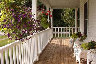 هتل John S Gate Gourmet B&b