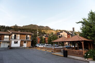 هتل Radium Park Lodge
