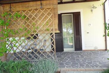 هتل Residence Terra Dei Santi Country House