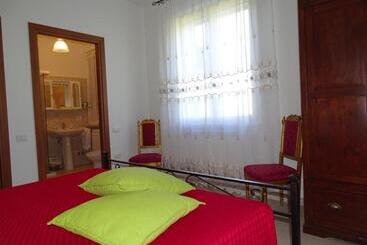 هتل Residence Terra Dei Santi Country House