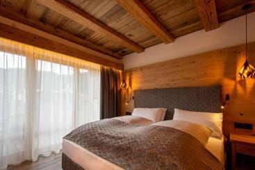 هتل Villa Eden