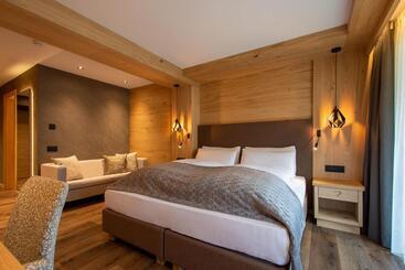 هتل Villa Eden