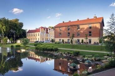 Relais & Châteaux Hotel Quadrille   Adults Only
