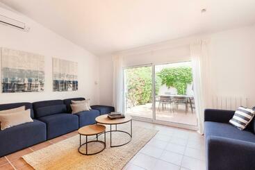Enjoy Apartments Vilassar Beach Home - Vilassar de Mar