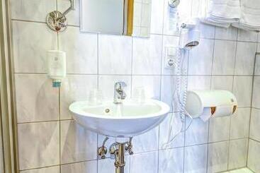 Hotel Alt Montjoie