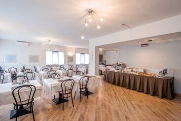 هتل Bacco Rooms And Breakfast