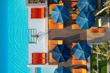 酒店 Bandara Phuket Beach Resort