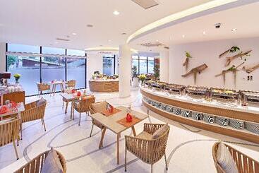 酒店 Bandara Phuket Beach Resort