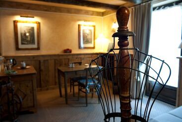 هتل Chalet La Meridiana