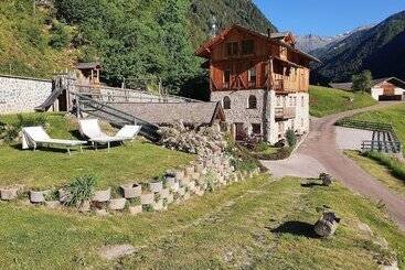هتل Chalet Val Di Rabbi