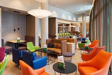 هتل Holiday Inn Frankfurt Airport, An Ihg