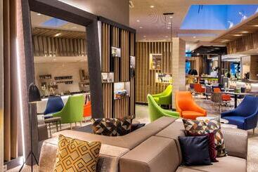 هتل Holiday Inn Frankfurt Airport, An Ihg